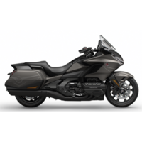 HONDA GOLDWING 1800 strieborná